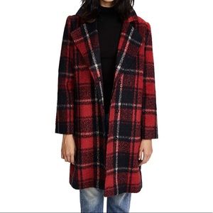 Cupcakes & cashmere coat